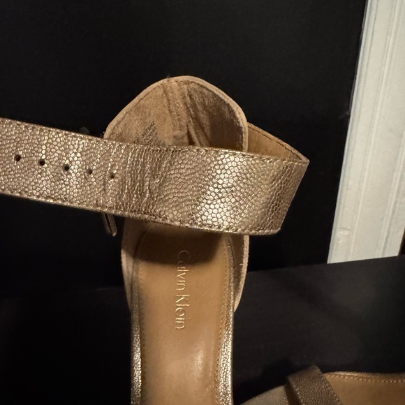Calvin klein heels - Picture 2 of 5